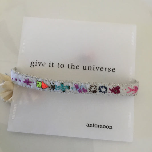 EMBROIDERED BRACELET - SILVER